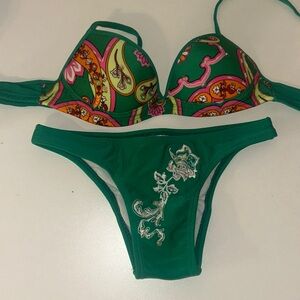 Recco Size Small Brazilian Green Floral & Paisley Bikini Set. New With Tags.
